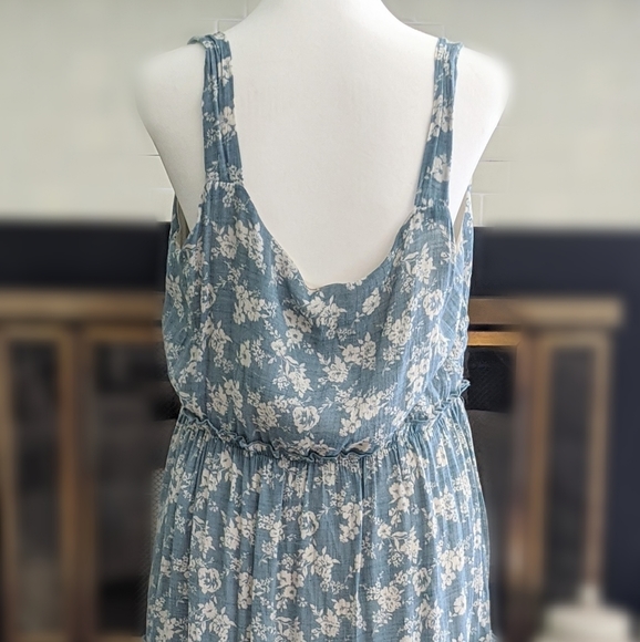 L Mine Foral Dress - Picture 4 of 7